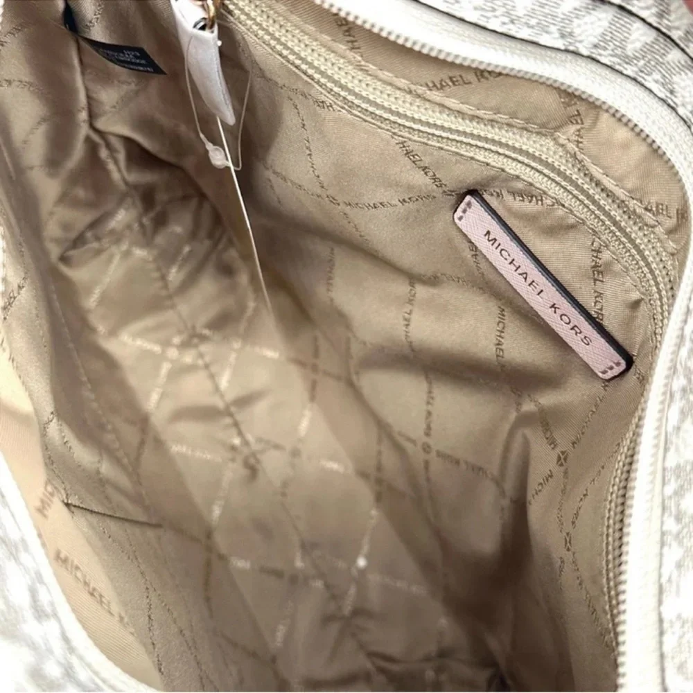 Michael Kors Large Messenger Bag & Large Double Zip Wallet Vanilla/Powder Blush